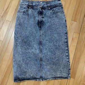 EUC Jordache size 14 acid wash skirt